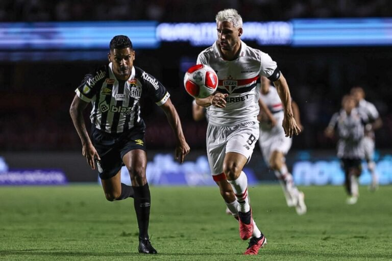 Santos se garante nas quartas de final e São Paulo perde pela segunda vez pelo Paulistão