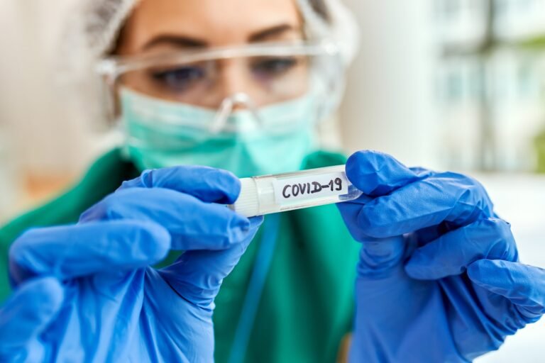 São Paulo registra aumento de 140% de casos de Covid em duas semanas