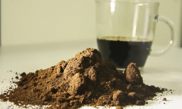 O aroma do café: uma ferramenta para diminuir o hábito de fumar