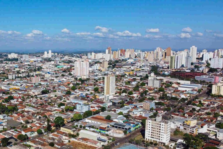 Número de empresas abertas no Paraná cresce 23,5% no 1º quadrimestre do ano